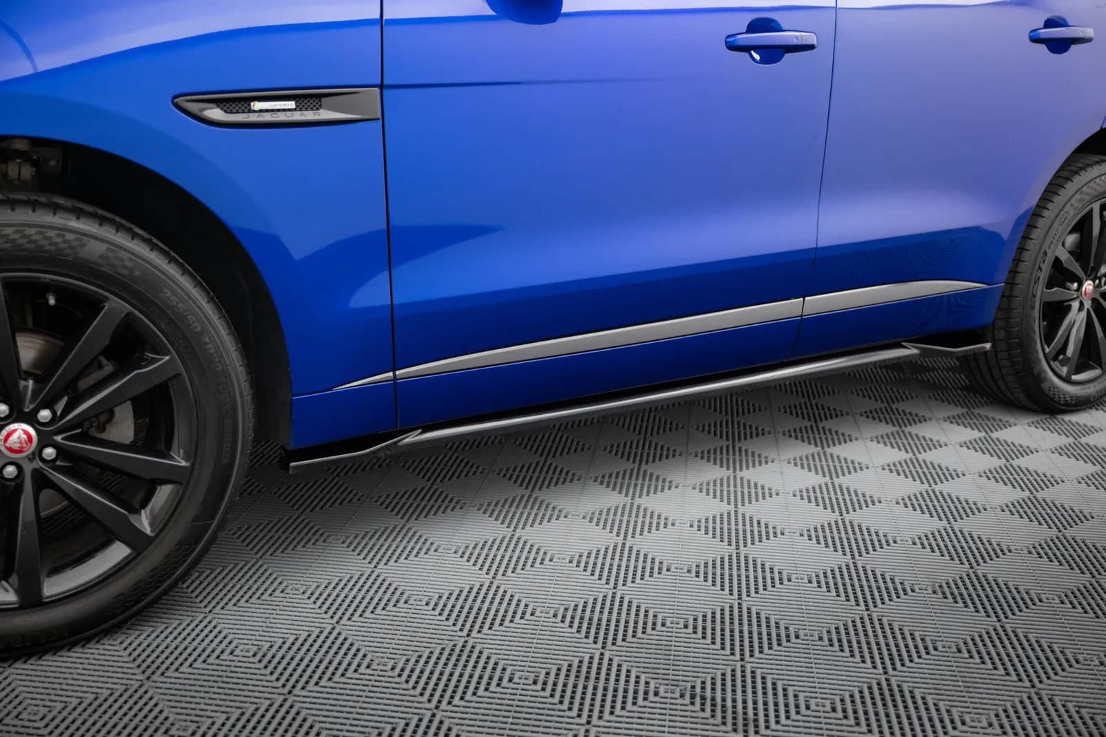Накладки на пороги Maxton Jaguar F-Pace R-Sport X761 / X761 Facelift / S X761 - фото My Tuning Lab