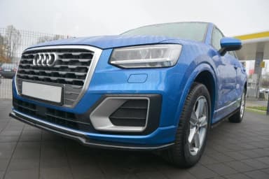 Накладки на пороги Maxton Audi Q2 MK1 (чорний глянець) - фото My Tuning Lab