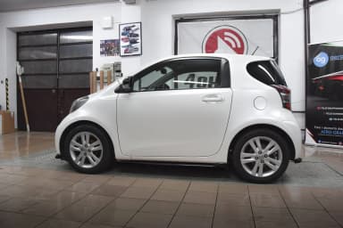 Накладки на пороги Maxton Toyota IQ - фото My Tuning Lab