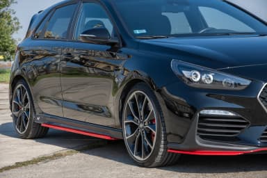 Накладки на пороги Maxton V2 Hyundai i30 N MK3 (червоний) - фото My Tuning Lab