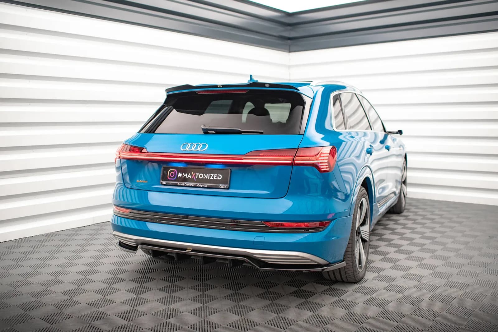Górny Спойлер Maxton Audi e-tron - фото My Tuning Lab