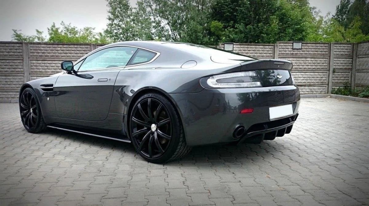 Накладки на пороги Maxton Aston Martin V8 Vantage - фото My Tuning Lab