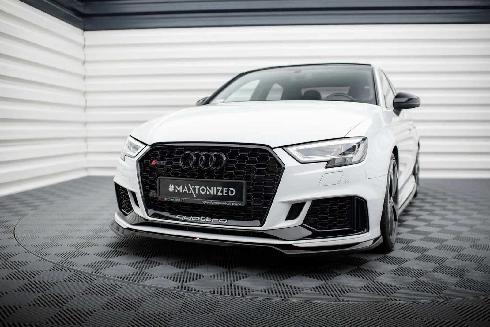 Передній сплітер V.5 Maxton Audi RS3 Sedan 8V Facelift - фото My Tuning Lab