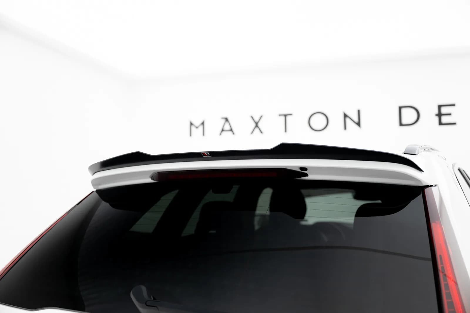 Продовження спойлера Maxton Volvo XC60 Mk2 R-Design - фото My Tuning Lab