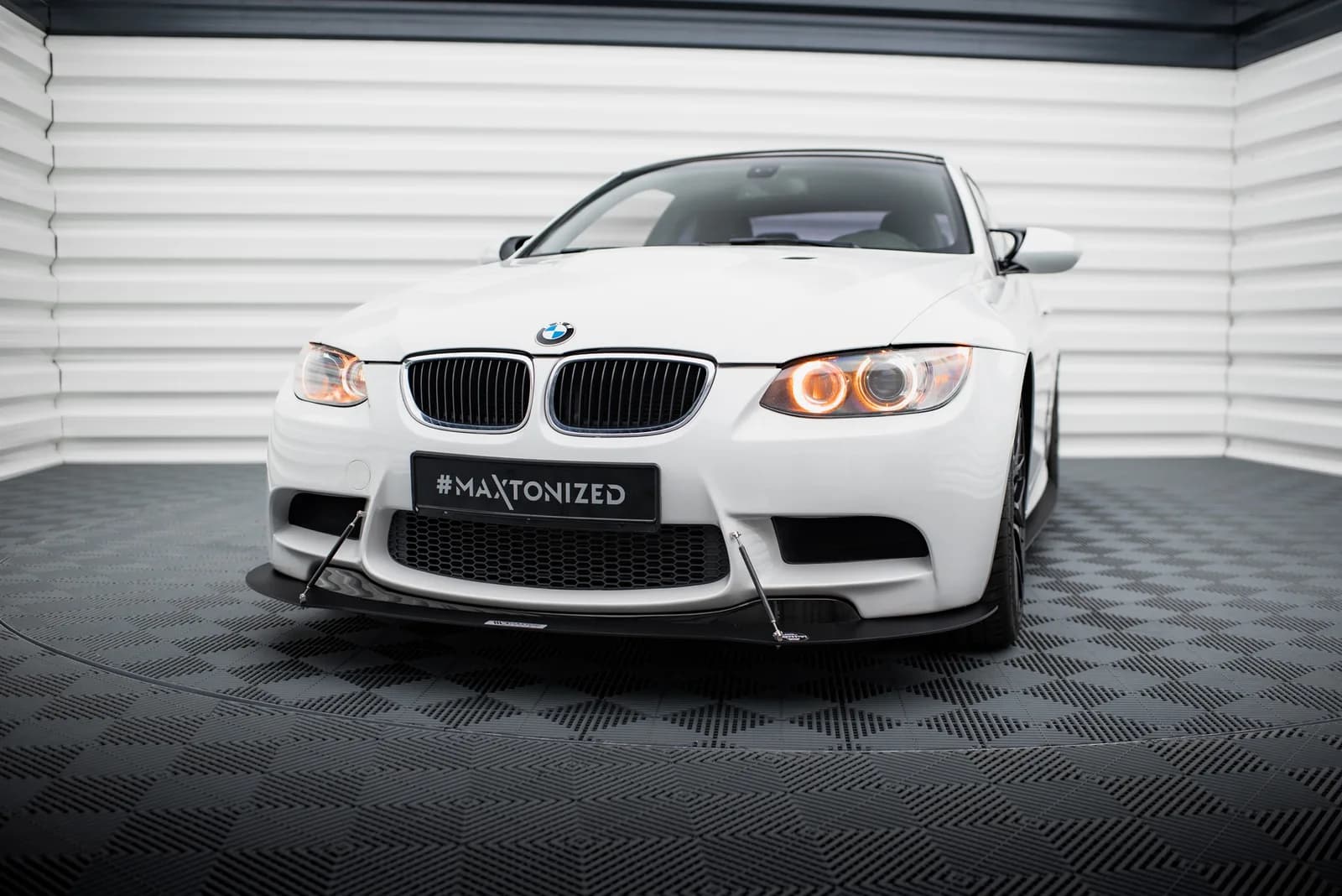 Передній сплітер Maxton Racing BMW M3 E92 / E93 дорестайлінг (чорний глянець) - фото My Tuning Lab