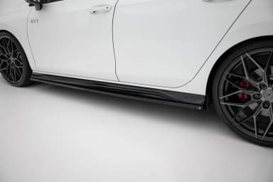 Накладки на пороги V.4 Maxton Volkswagen Golf GTI / GTE / GTI Clubsport / GTD / R-Line Mk8 - фото My Tuning Lab