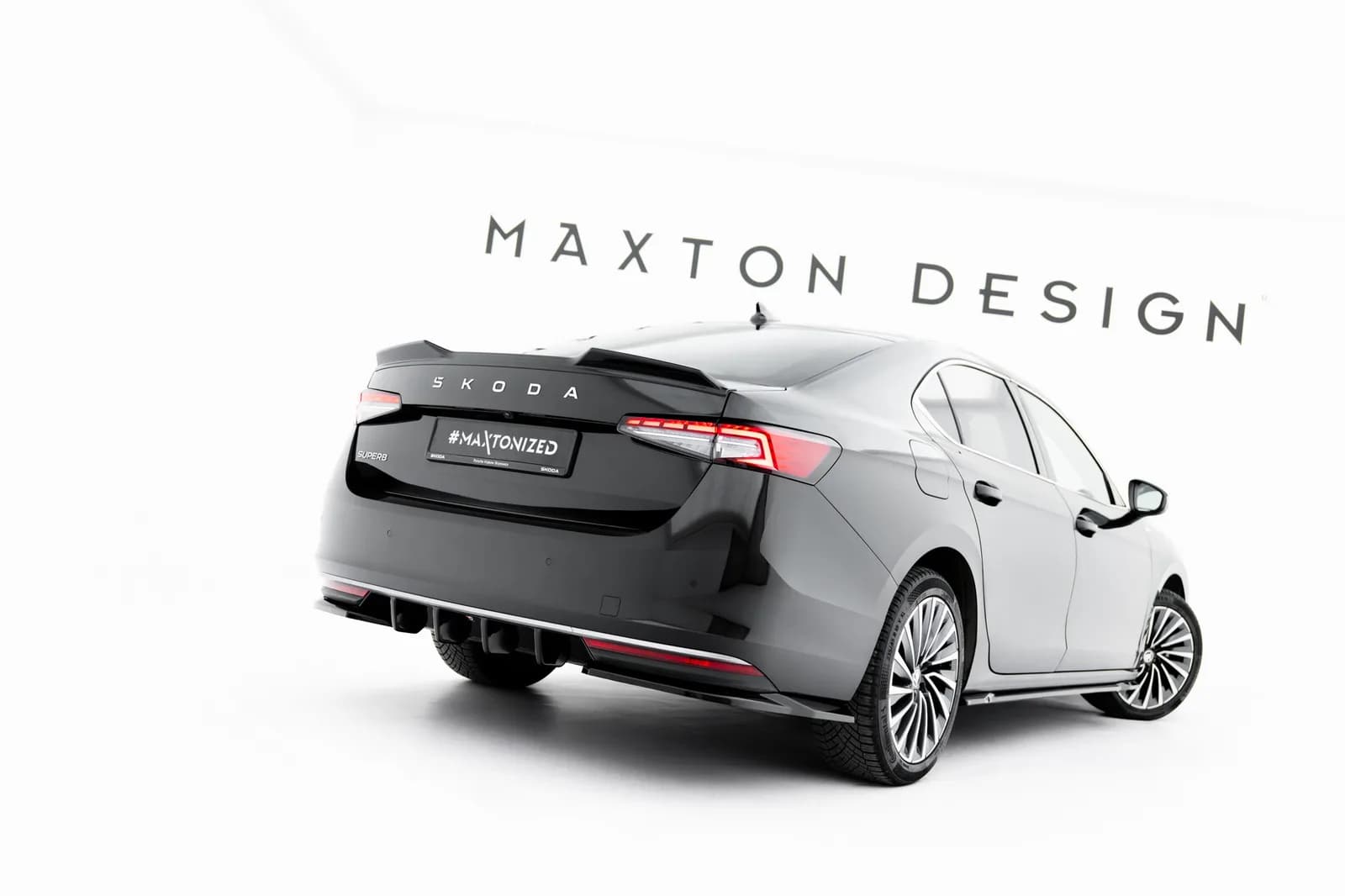 Задня накладка Maxton Skoda Superb Mk4 / Mk4 Sportline - фото My Tuning Lab