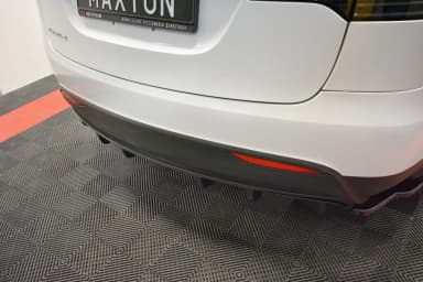 Дифузор Maxton Design Задня накладка TESLA MODEL X - фото My Tuning Lab