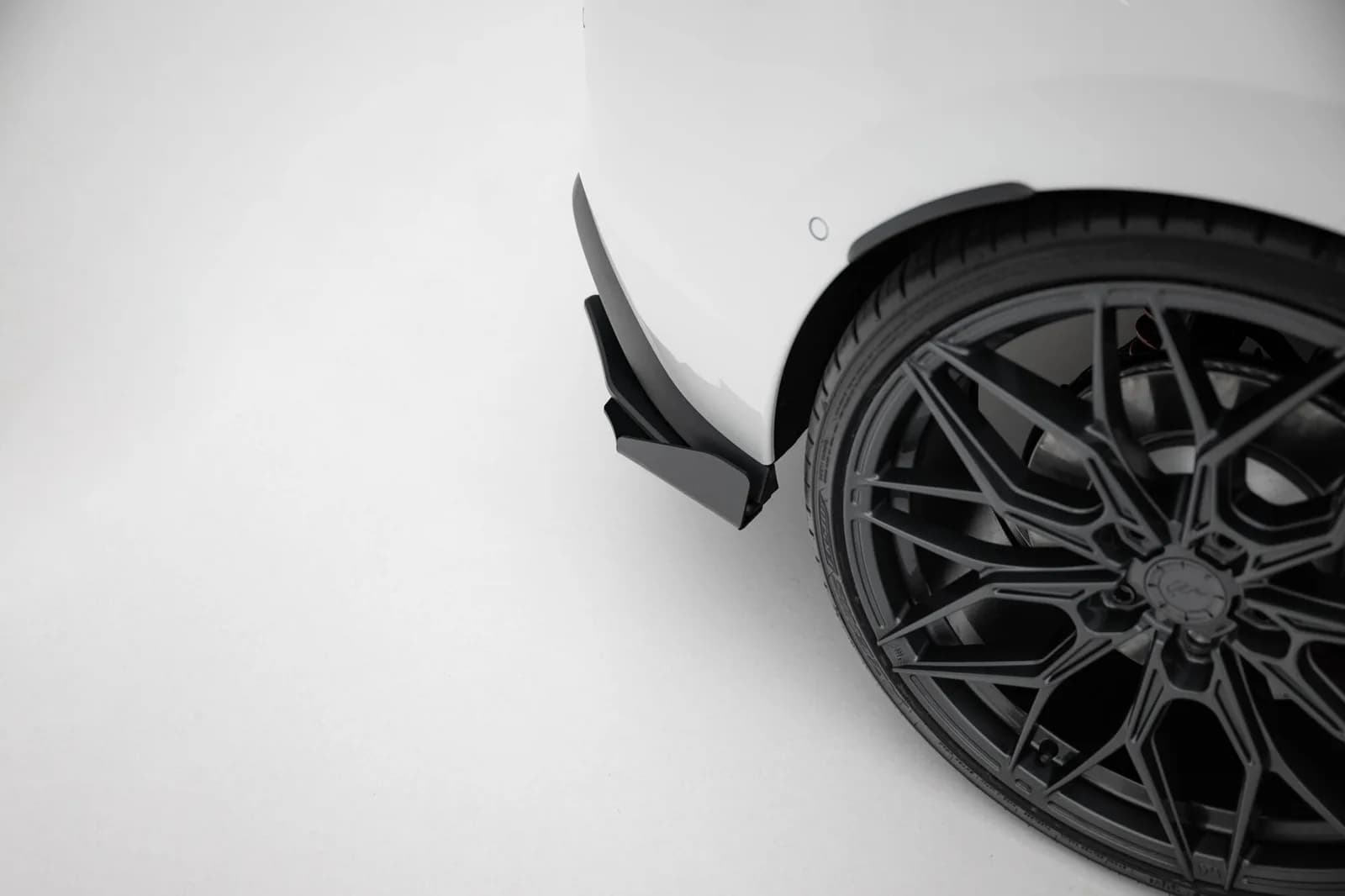 Flapsy Tylne Boczne Maxton Volkswagen Golf GTI / GTE / R-Line Mk8 - фото My Tuning Lab