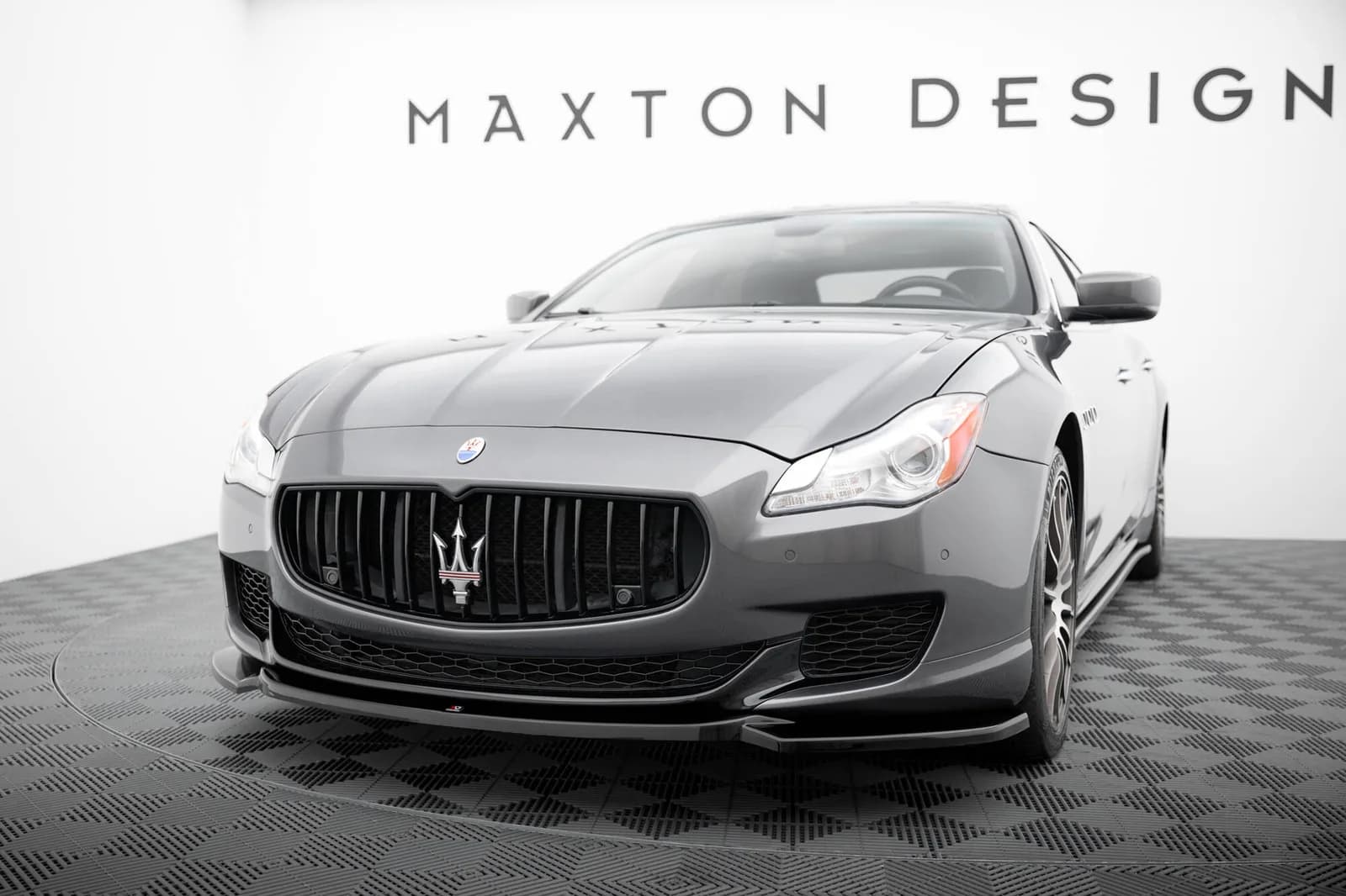 Передній сплітер Maxton Maserati Quattroporte Mk6 - фото My Tuning Lab