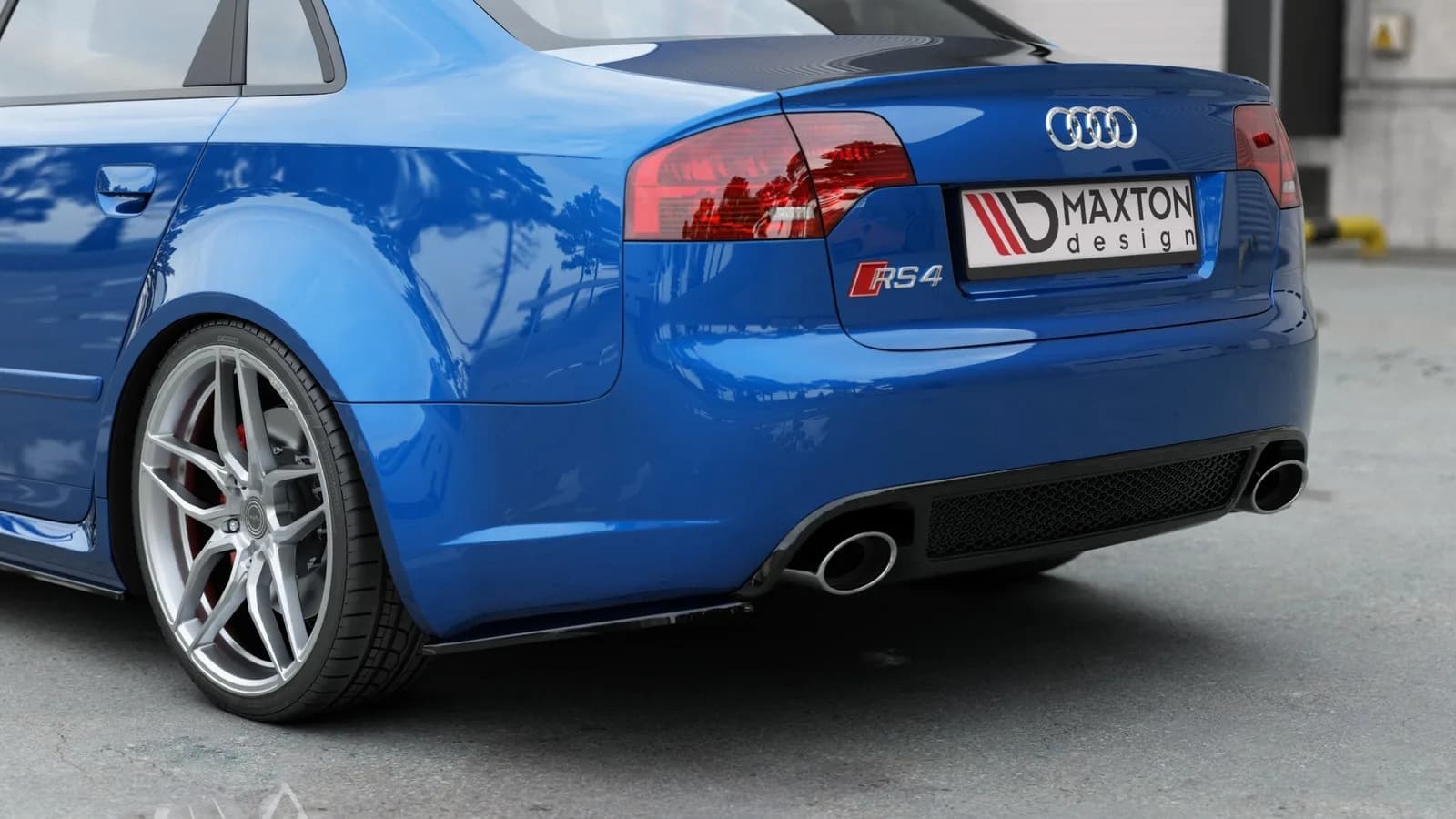Задні сплітери boczne Maxton V1 Audi RS4 Sedan B7 (чорний глянець) - фото My Tuning Lab