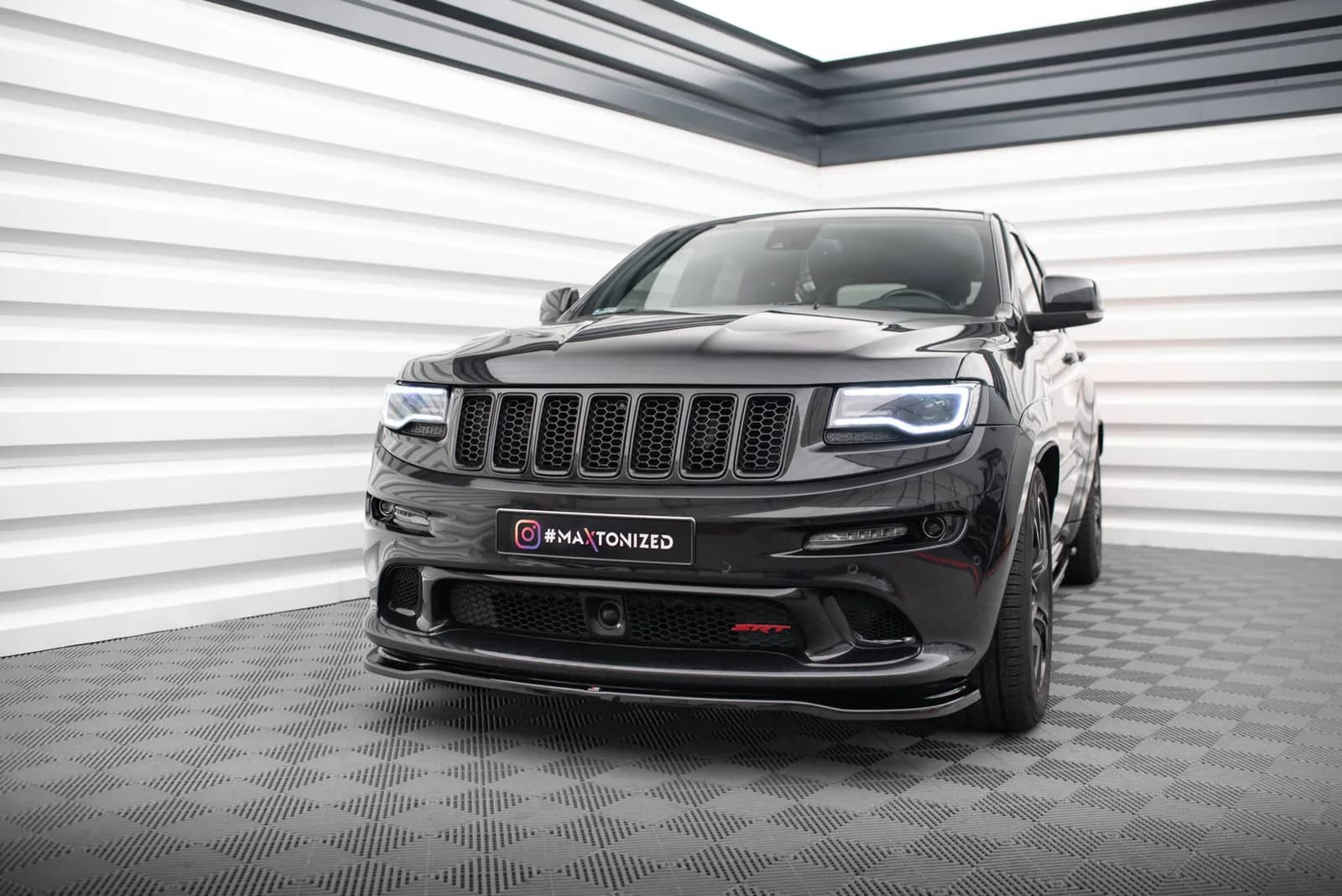 Передній сплітер Maxton Jeep Grand Cherokee SRT WK2 Facelift - фото My Tuning Lab