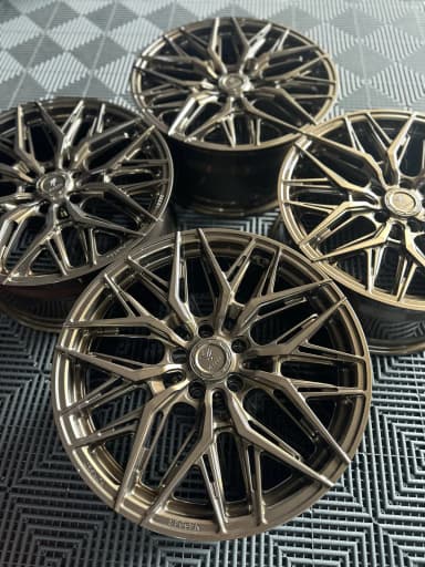 Легкосплавний диск 19" Vesser VSR1 19x8,5 ET32 5x112 глянцева бронза - фото My Tuning Lab