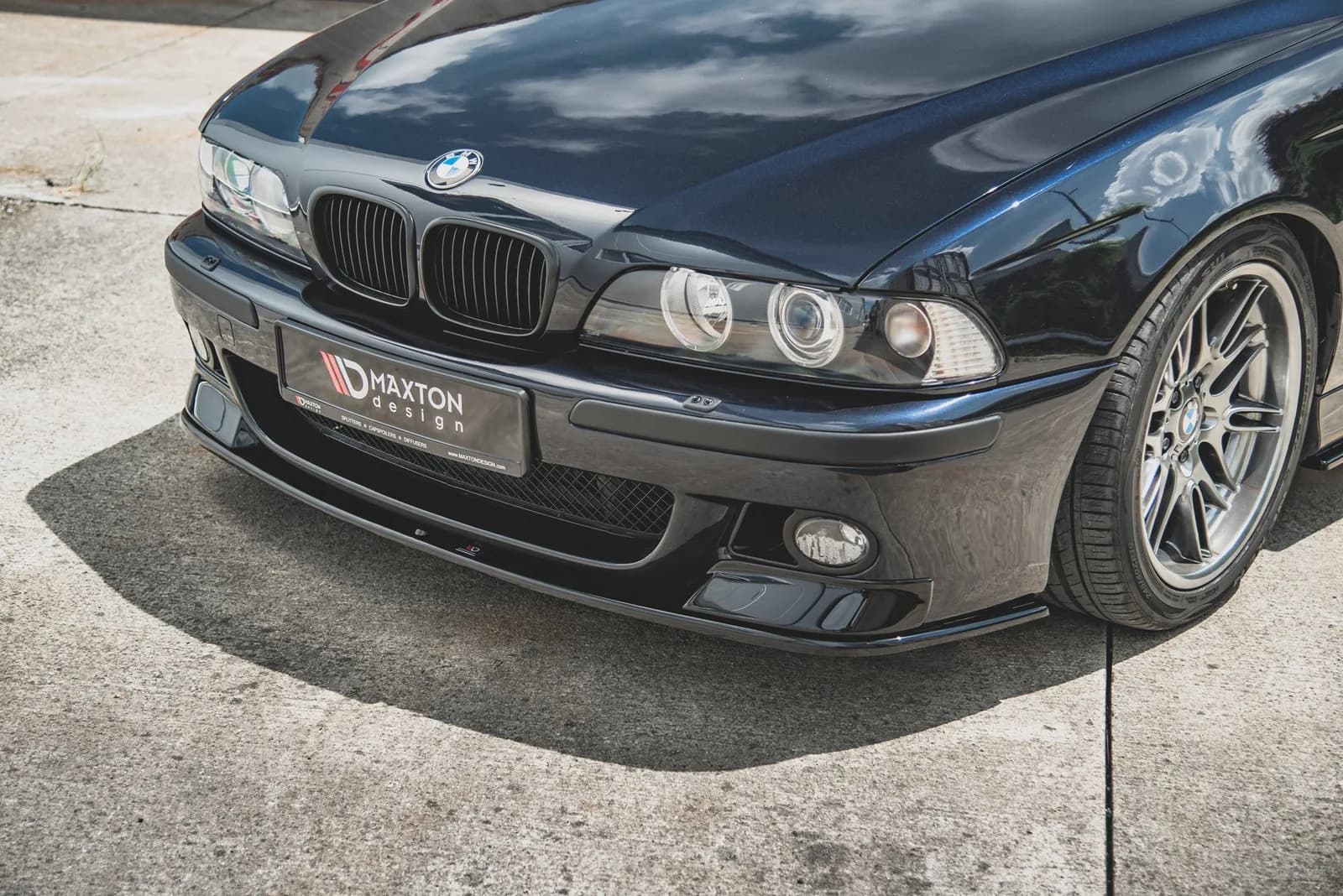 Накладки переднього бампера + Передній сплітер Maxton BMW M5 / 5 M-пакет E39 - фото My Tuning Lab