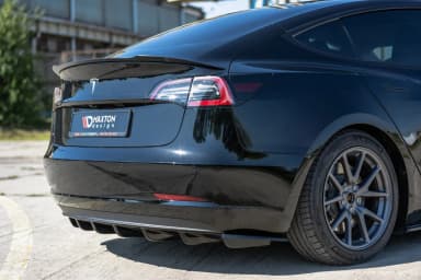 Задня накладка Maxton Tesla Model 3 - фото My Tuning Lab