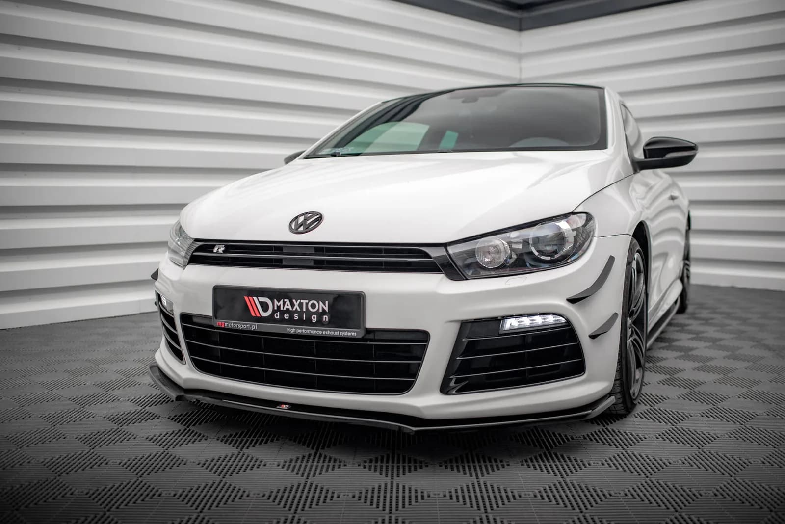 Maxton Design Передній сплітер VW Scirocco 3 R Ver2 - фото My Tuning Lab