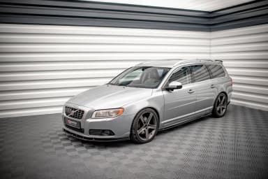 Накладки на пороги Maxton Volvo V70 Mk3 - фото My Tuning Lab