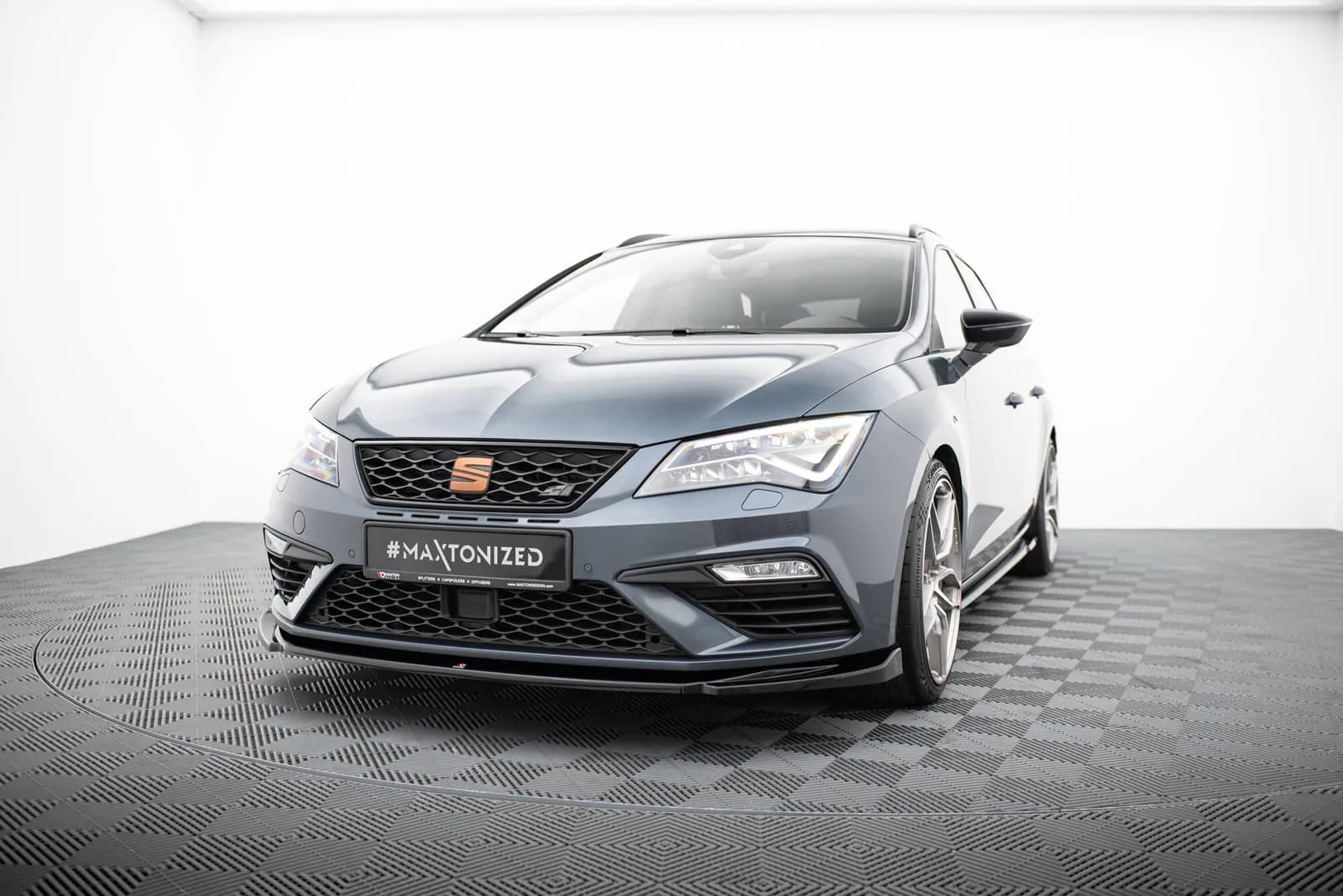 Передній сплітер V.5 Seat Leon Maxton Cupra / FR Mk3 FL - фото My Tuning Lab