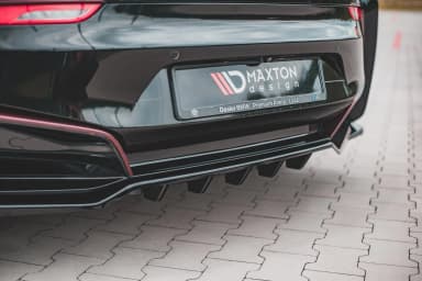 Задній центральний сплітер з дифузором Maxton BMW i8 (чорний глянець) - фото My Tuning Lab