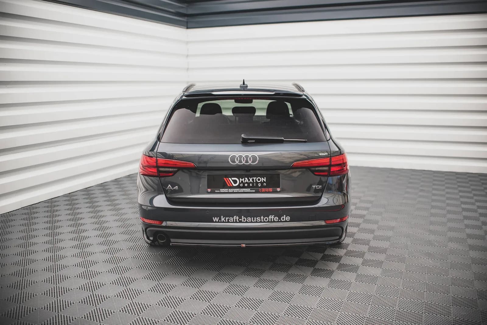 Задні сплітери Boczne Maxton Audi A4 B9 - фото My Tuning Lab
