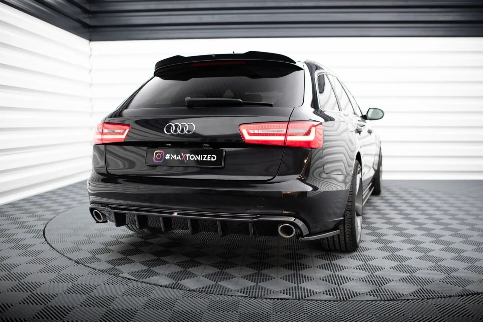 Задня накладка Maxton Audi A6 Sedan / Avant C7 (версія з одинарними вихлопами з двох сторін) - фото My Tuning Lab