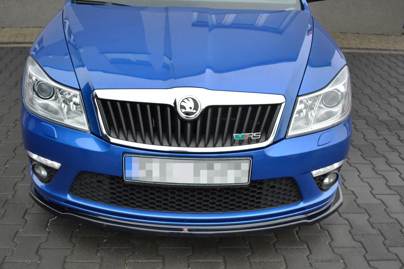Передній сплітер Maxton V2 Skoda Octavia RS MK2 FL (чорний глянець) - фото My Tuning Lab
