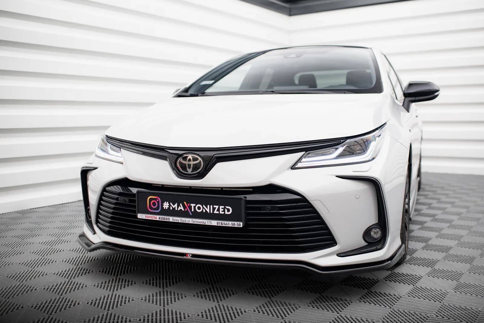 Передній сплітер Maxton Toyota Corolla XII Sedan - фото My Tuning Lab