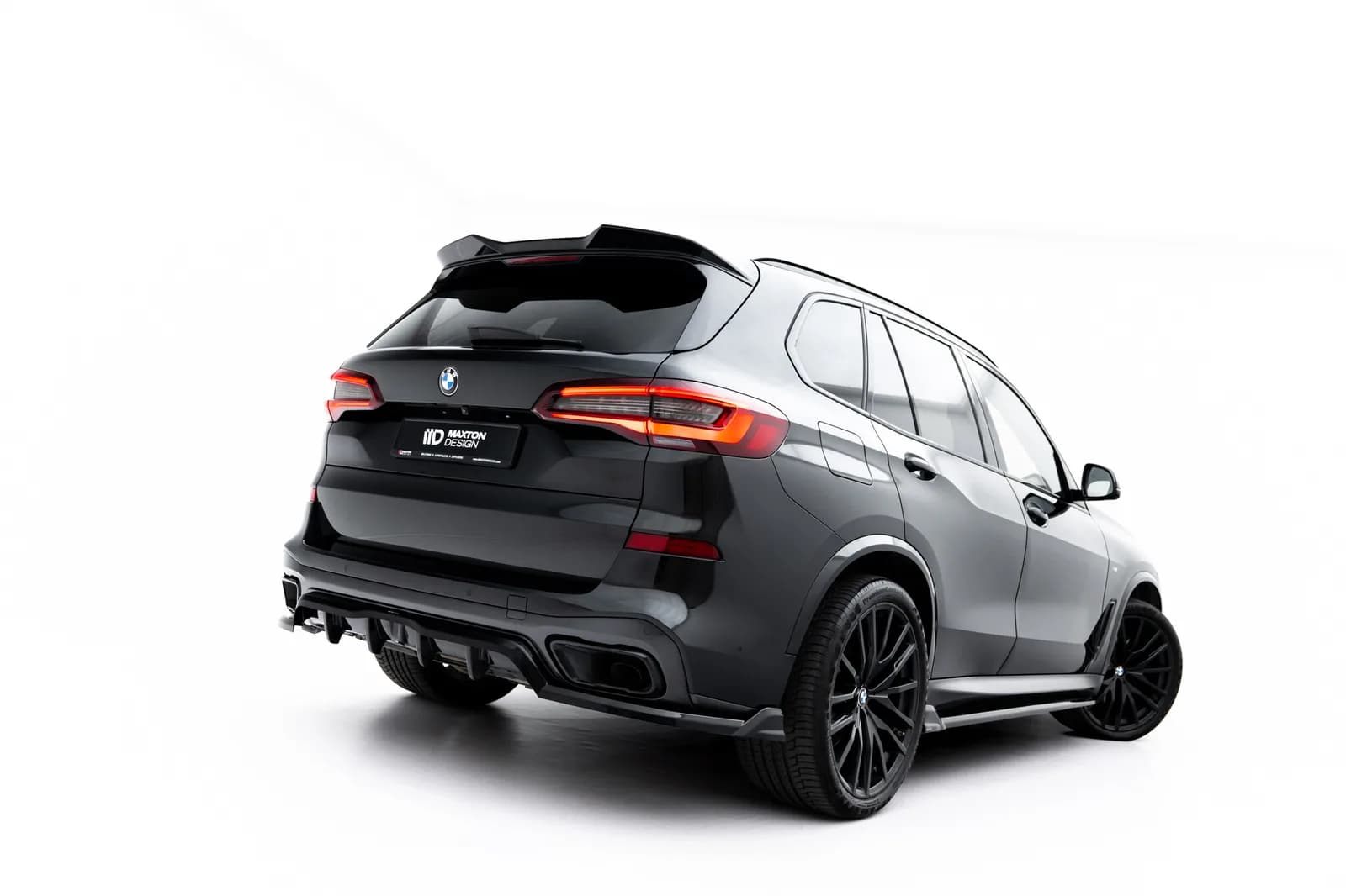 Задній центральний сплітер з дифузором Maxton BMW X5 M-пакет G05 - фото My Tuning Lab