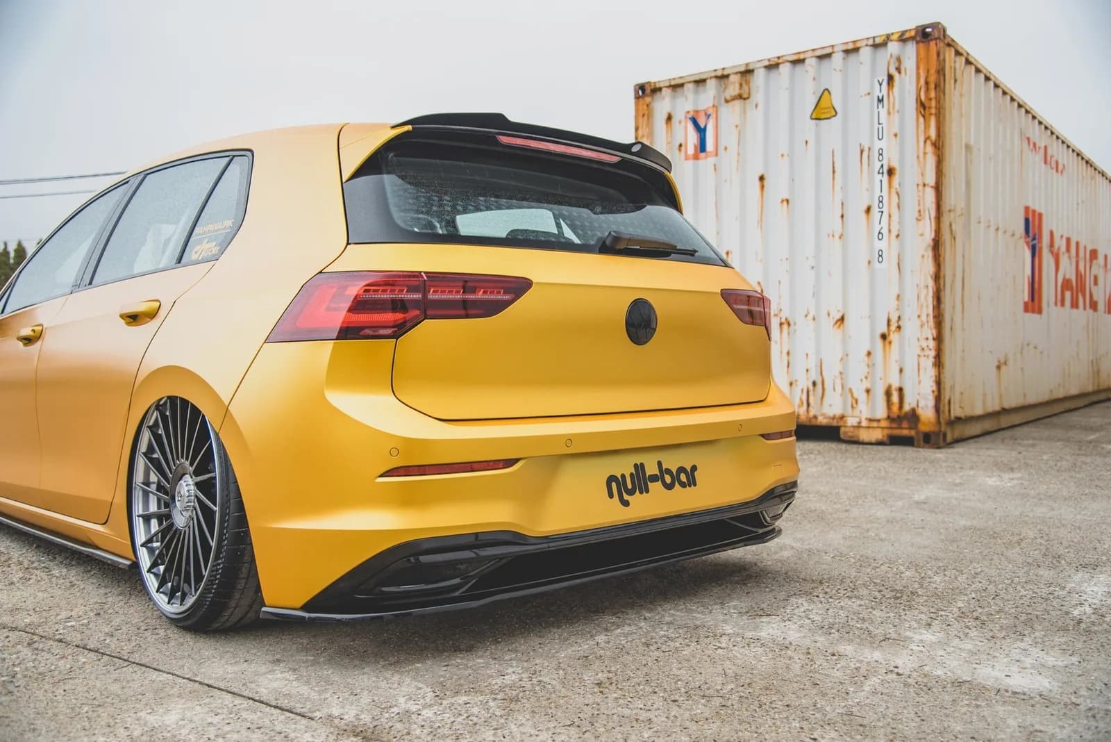 Задній сплітер Maxton Volkswagen Golf Hatchback Mk8 - фото My Tuning Lab