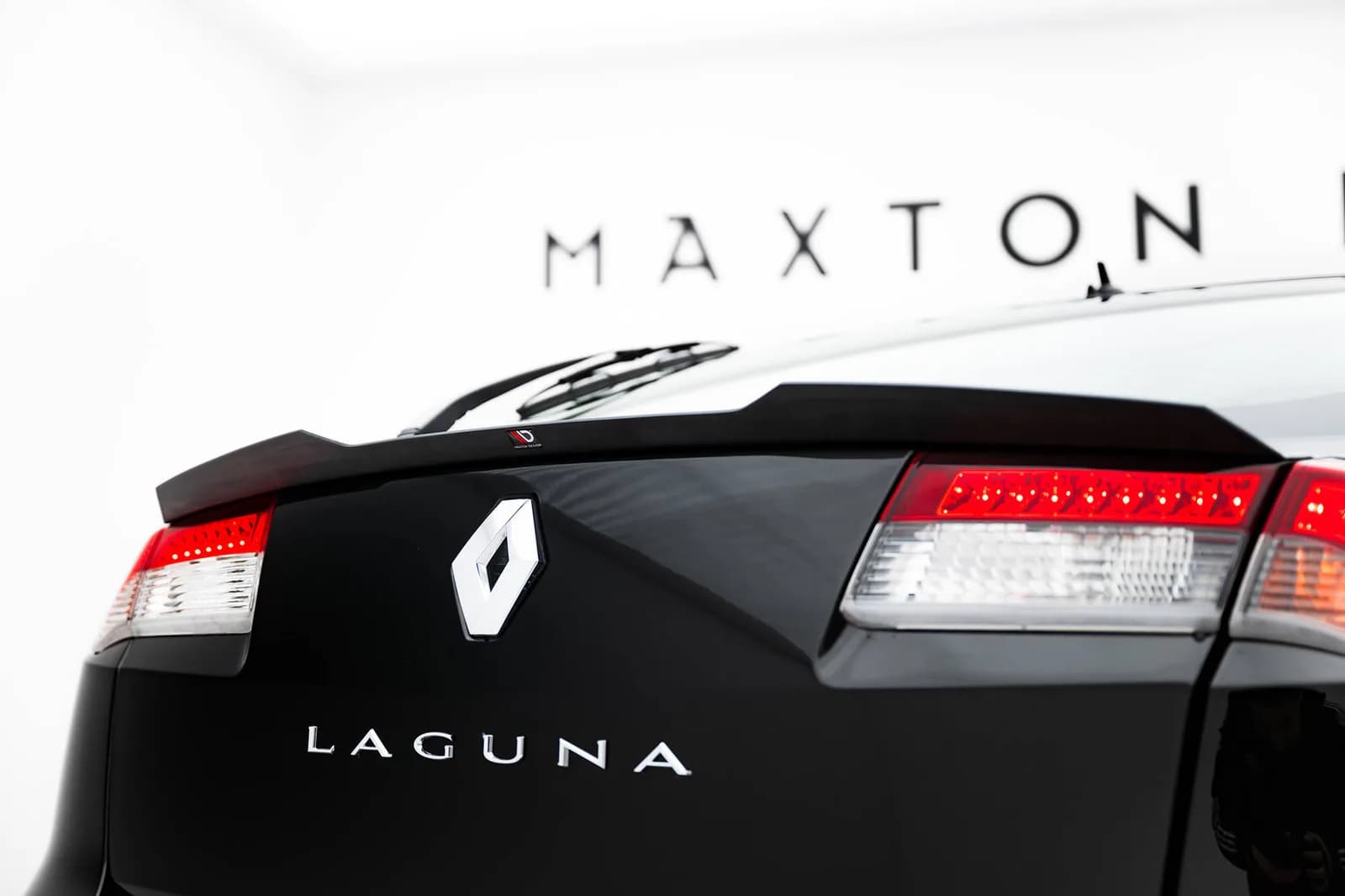 Спойлер Maxton Renault Laguna Hatchback GT Mk3 - фото My Tuning Lab