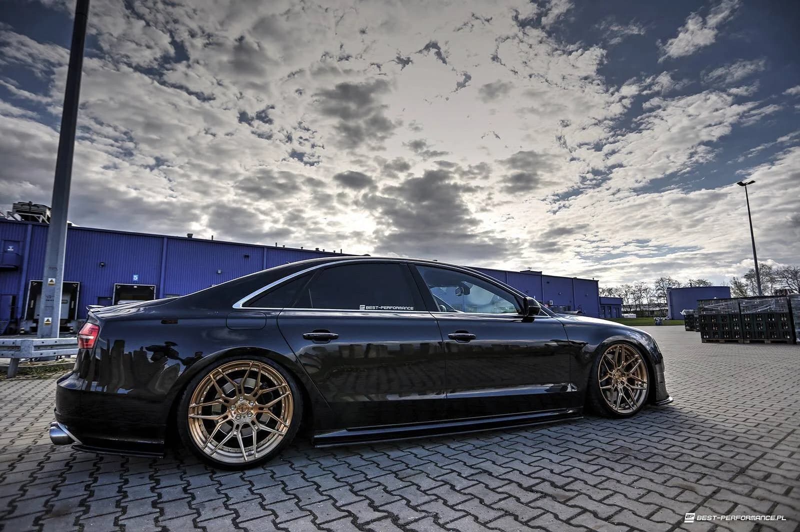 Накладки на пороги Maxton Audi S8 D4 FL - фото My Tuning Lab