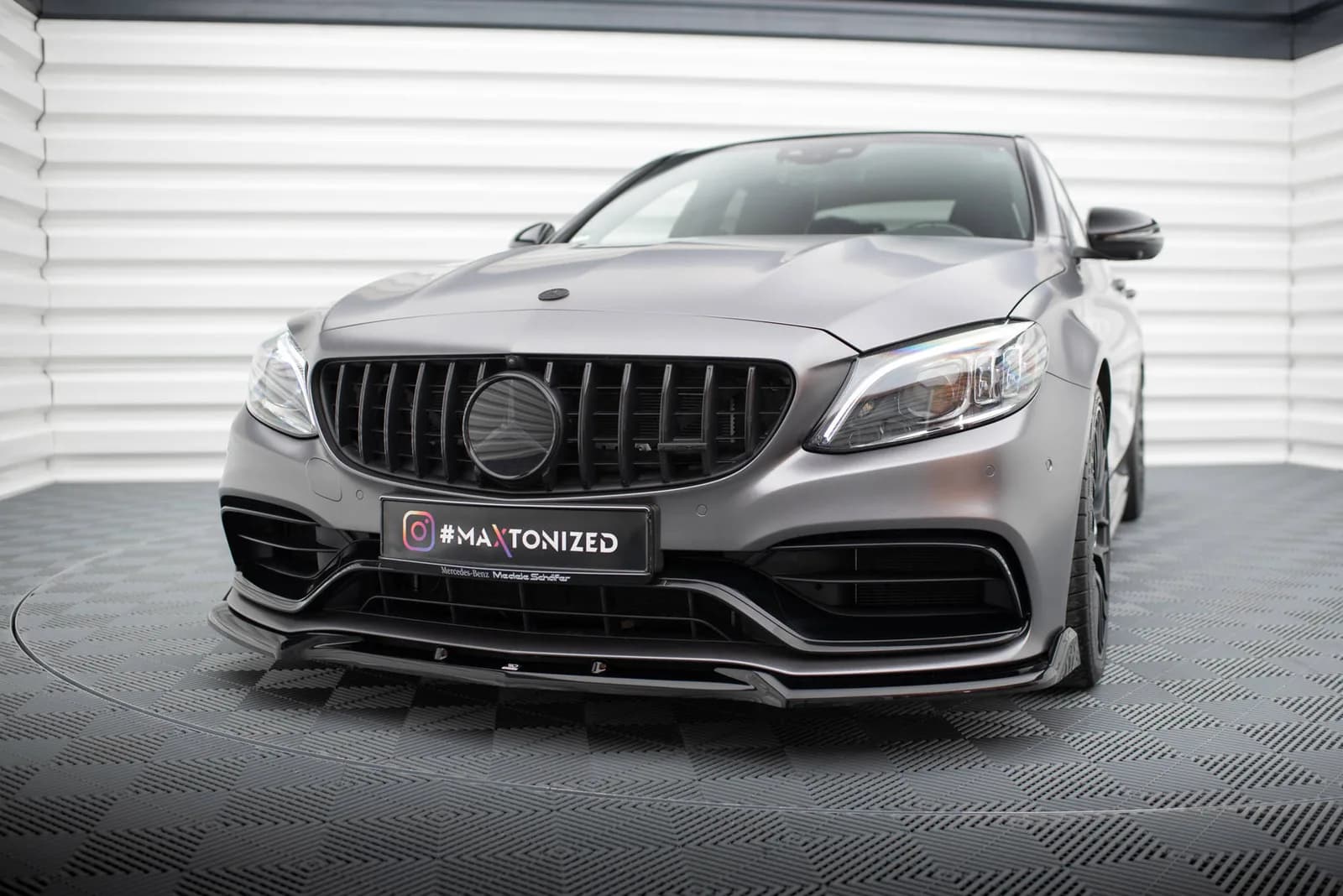 Передній сплітер V.2 Maxton Mercedes-AMG C63 Sedan / Estate W205 Facelift - фото My Tuning Lab