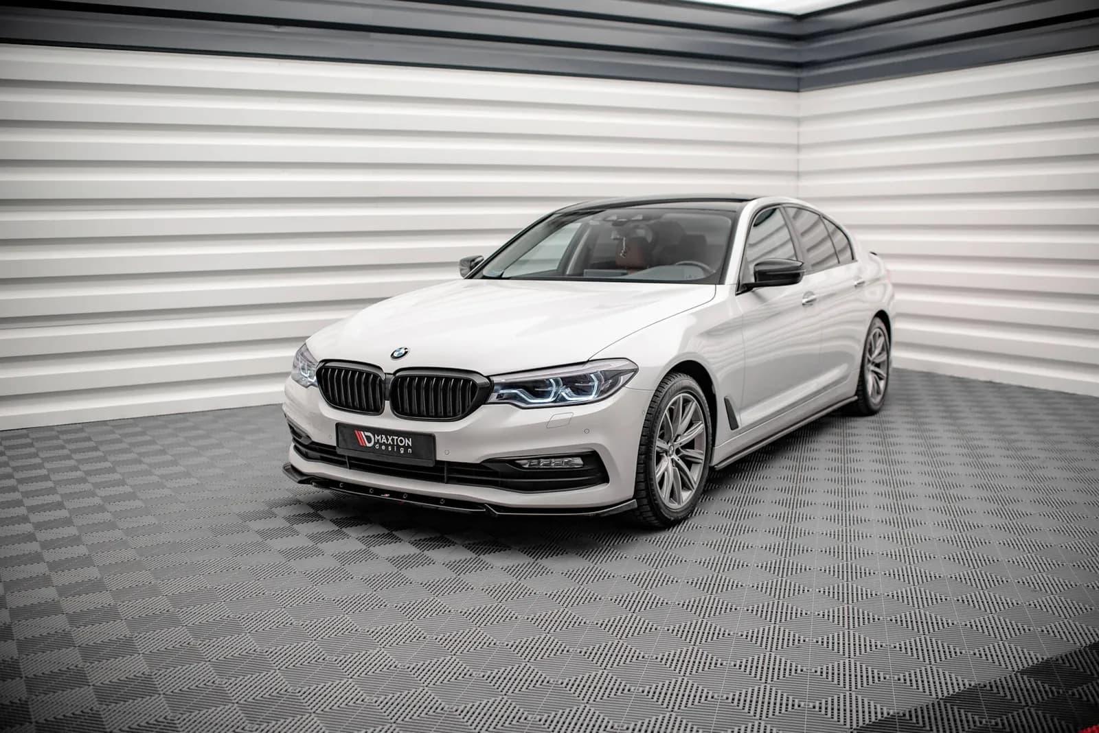 Комплект сплітерів Maxton BMW 5 Sedan G30 - фото My Tuning Lab