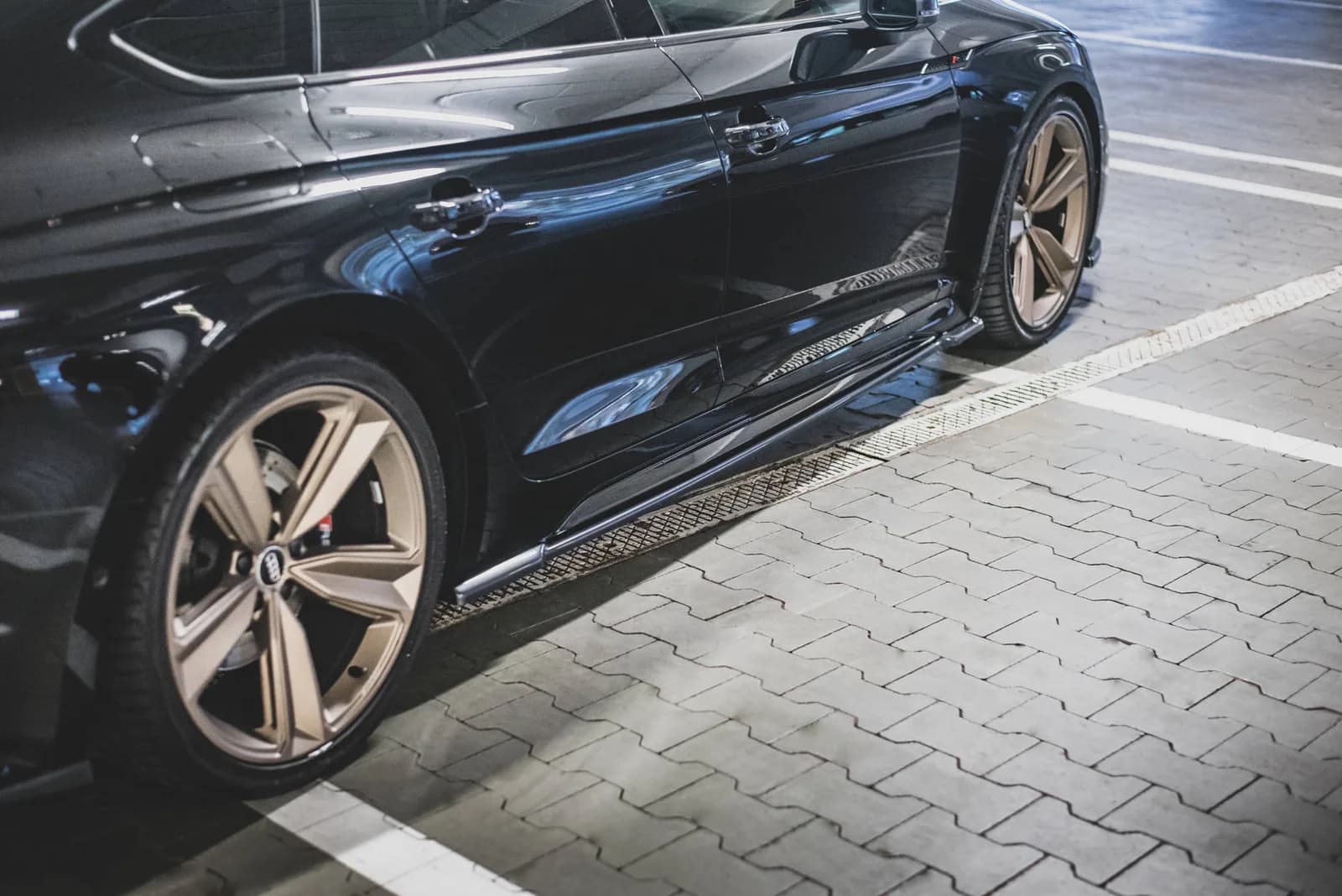 Накладки на пороги Maxton Audi RS5 Sportback F5 Facelift - фото My Tuning Lab