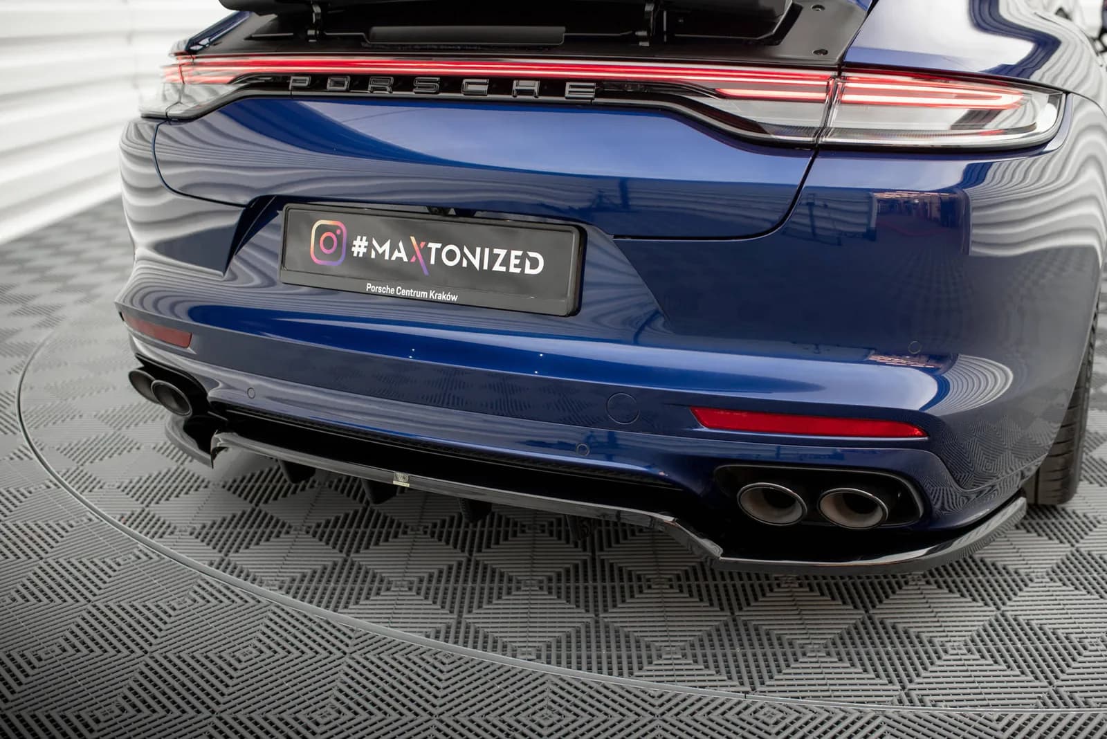 Задній сплітер (Z Dyfuzorem) Maxton Porsche Panamera E-Hybrid 971 Facelift / GTS Sport Turismo 971 Facelift - фото My Tuning Lab