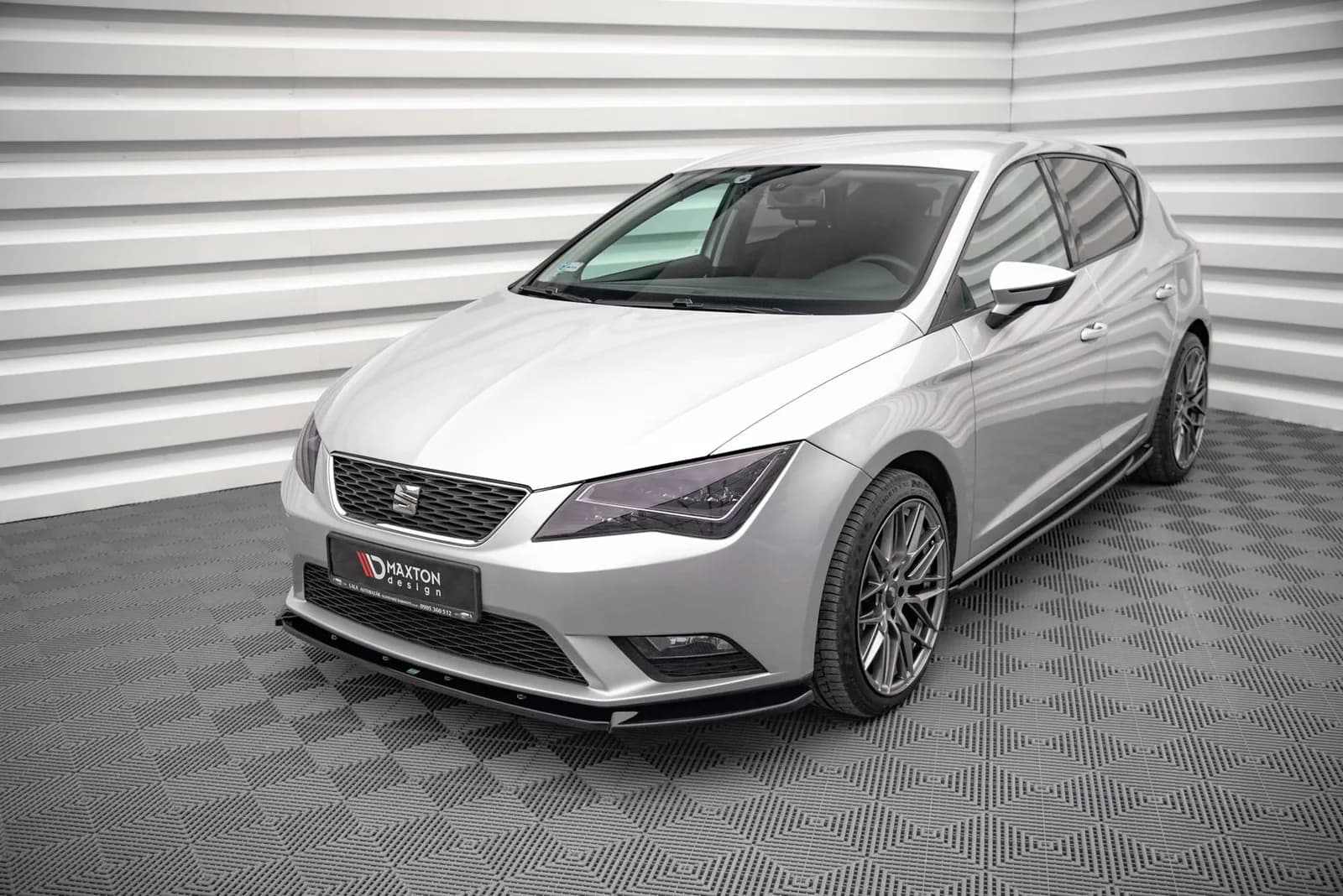 Передній сплітер V.1 Maxton Seat Leon Mk3 - фото My Tuning Lab