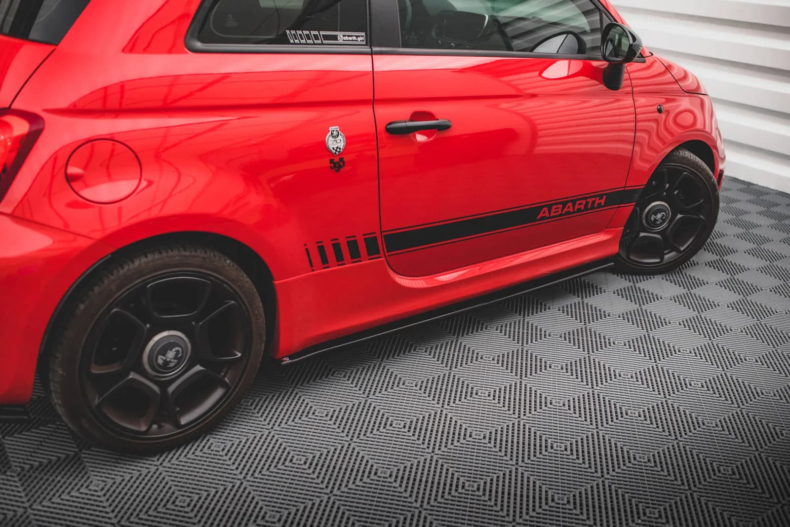 Накладки на пороги Maxton Abarth 595 Mk1 Facelift - фото My Tuning Lab