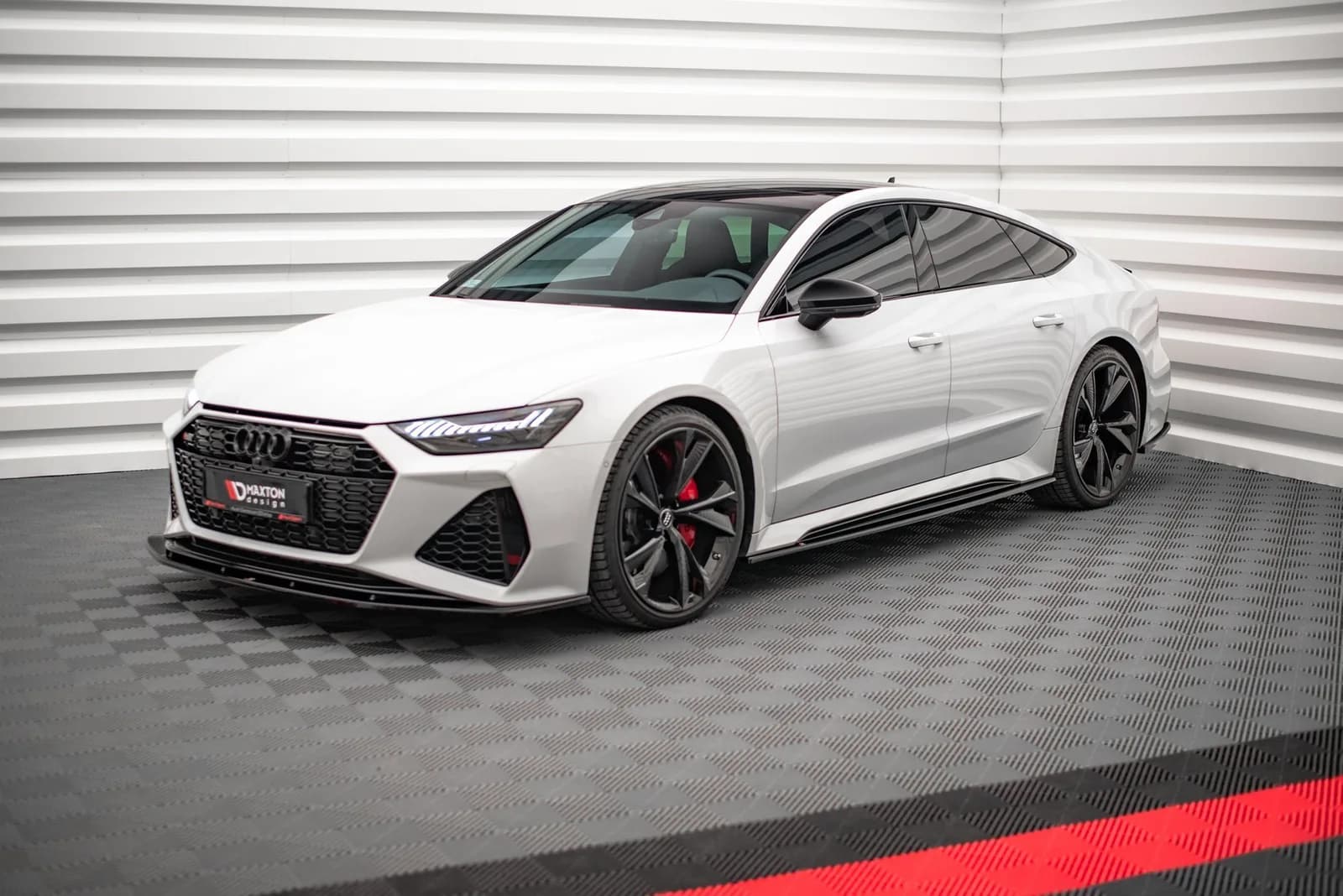 Накладки на пороги V.2 Maxton Audi RS7 C8 / RS6 C8 / C8 Facelift - фото My Tuning Lab