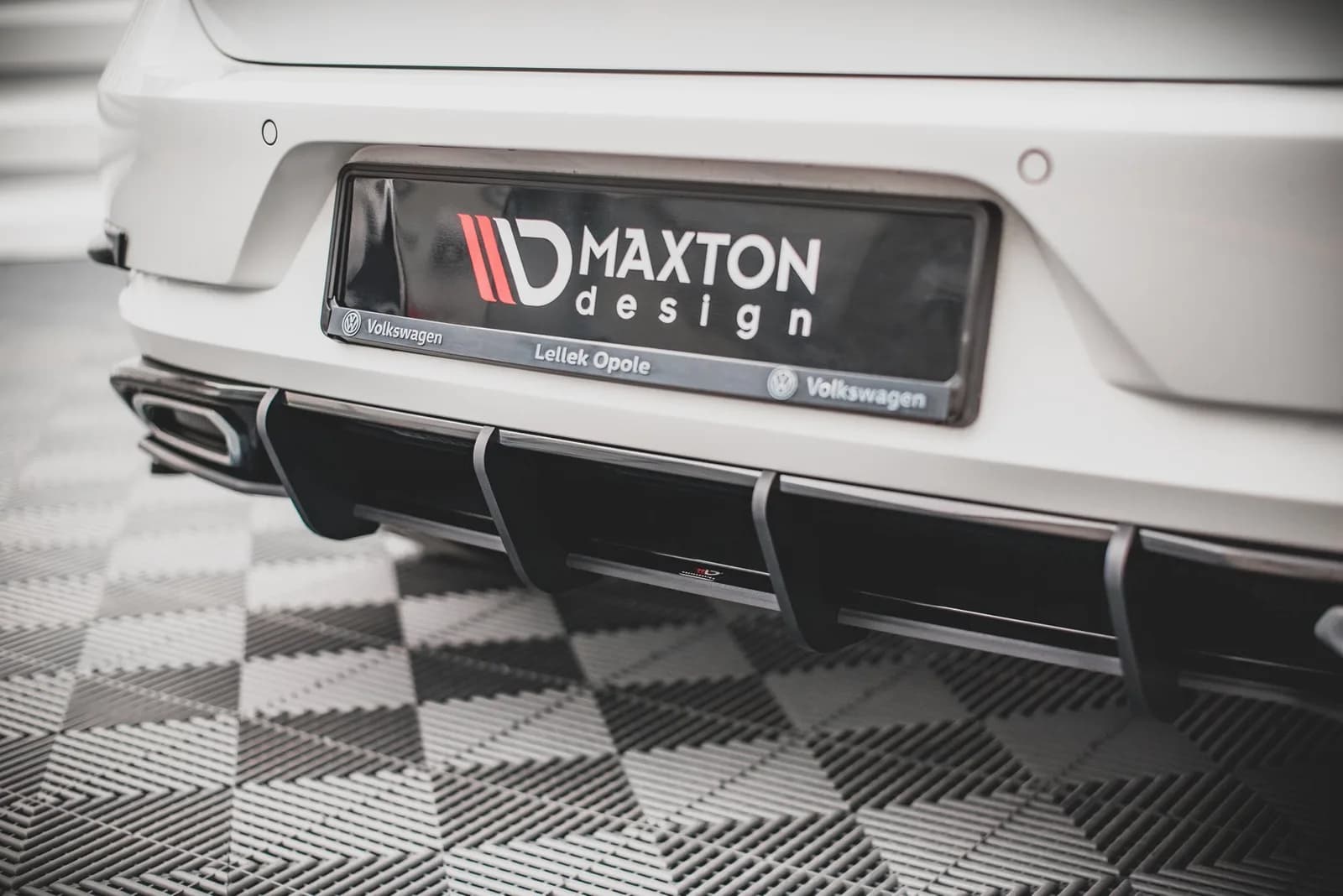 Задній дифузор Street Pro Maxton Volkswagen Golf R-Line Mk 7 Facelift - фото My Tuning Lab