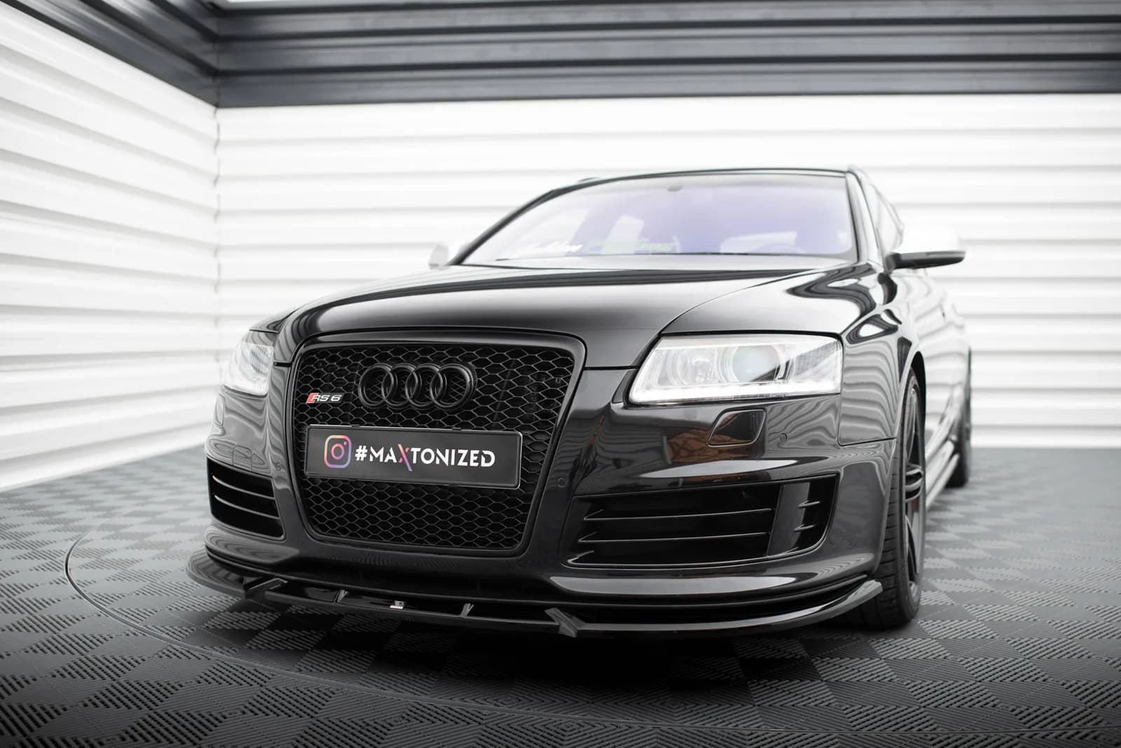 Передній сплітер V.2 Maxton Audi RS6 Avant C6 - фото My Tuning Lab