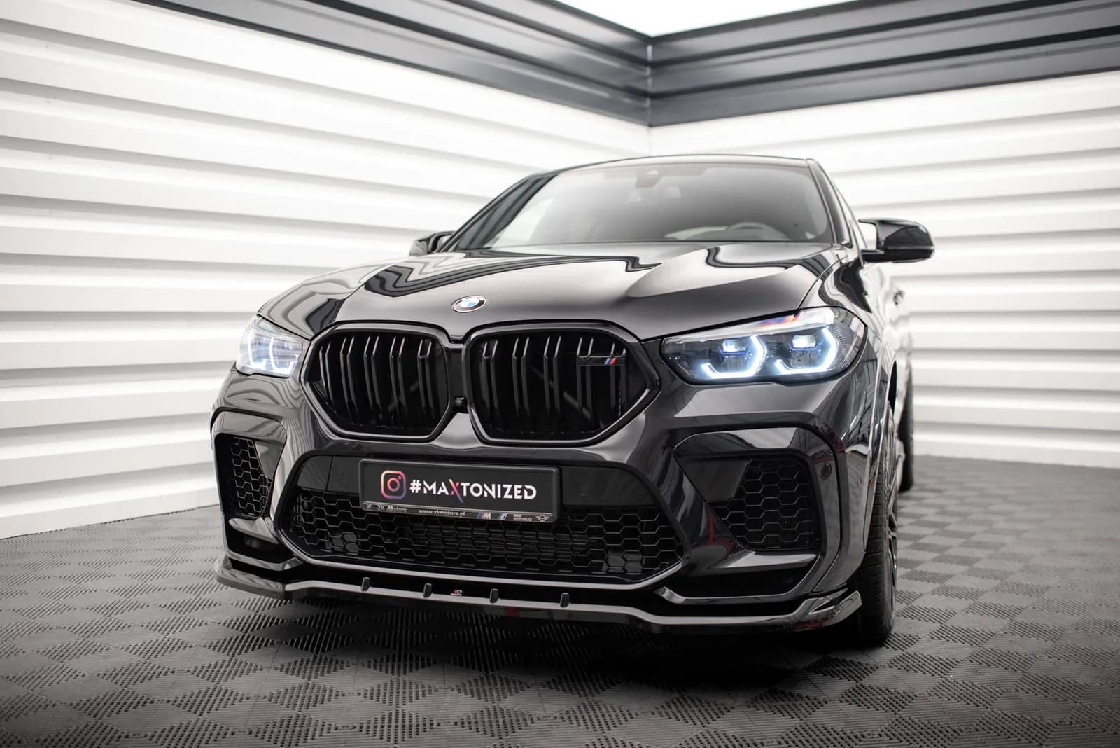 Передній сплітер V.1 Maxton BMW X6 M F96 - фото My Tuning Lab