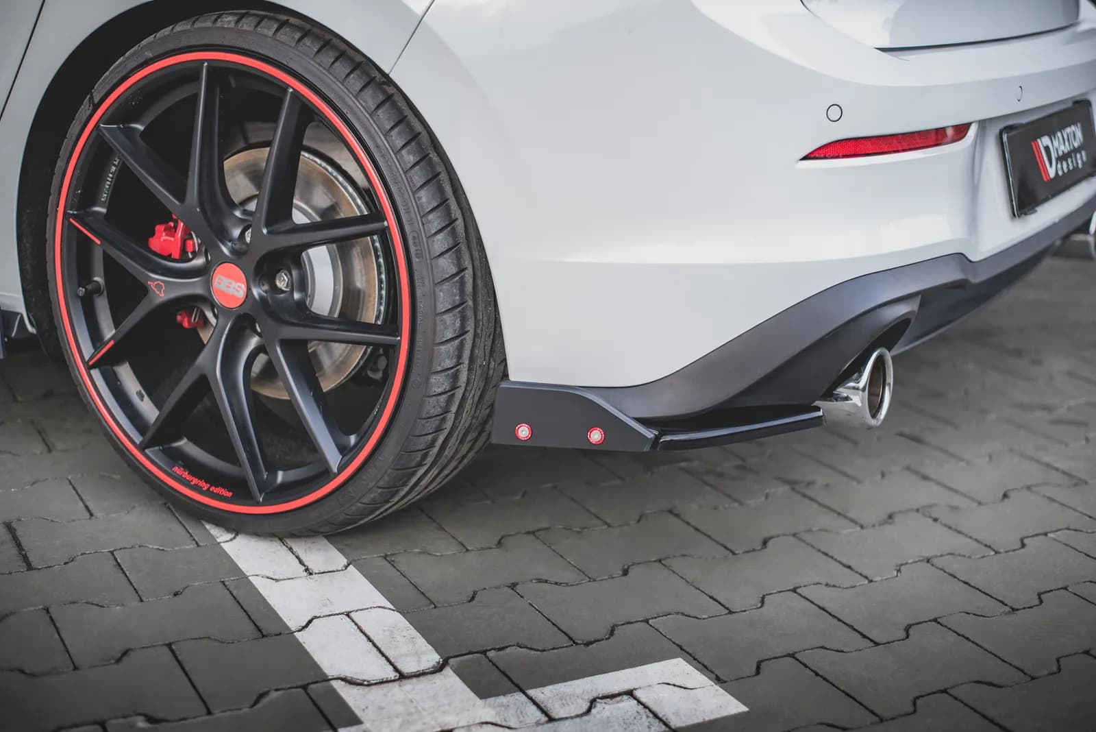 Задні сплітери Boczne V.2 + Flaps Maxton Volkswagen Golf GTE / GTI Mk8 / GTI Mk8 Facelift - фото My Tuning Lab