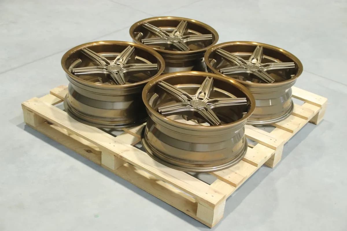 Комплект легкосплавних дисків 19" Concaver CVR9 19x8,5 ET20 5x108 глянцева бронза - фото My Tuning Lab