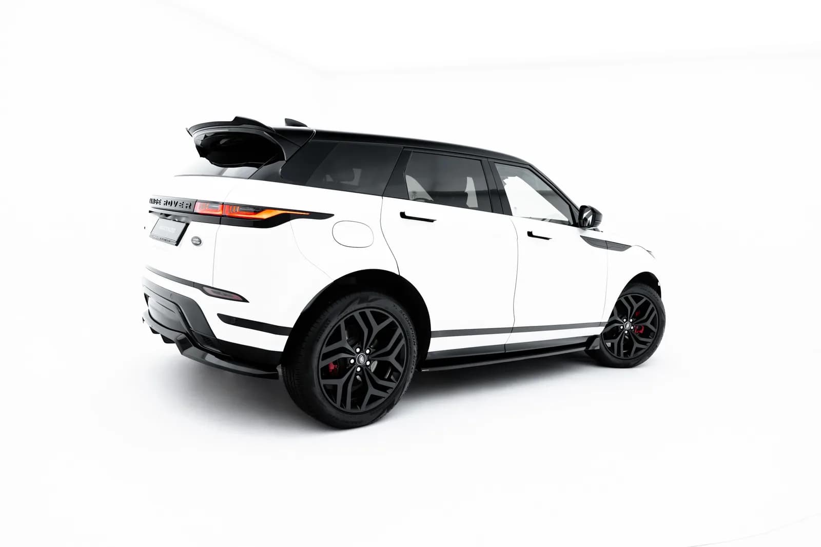 Накладки на пороги Maxton Land Rover Range Rover Evoque Dynamic Mk2 - фото My Tuning Lab