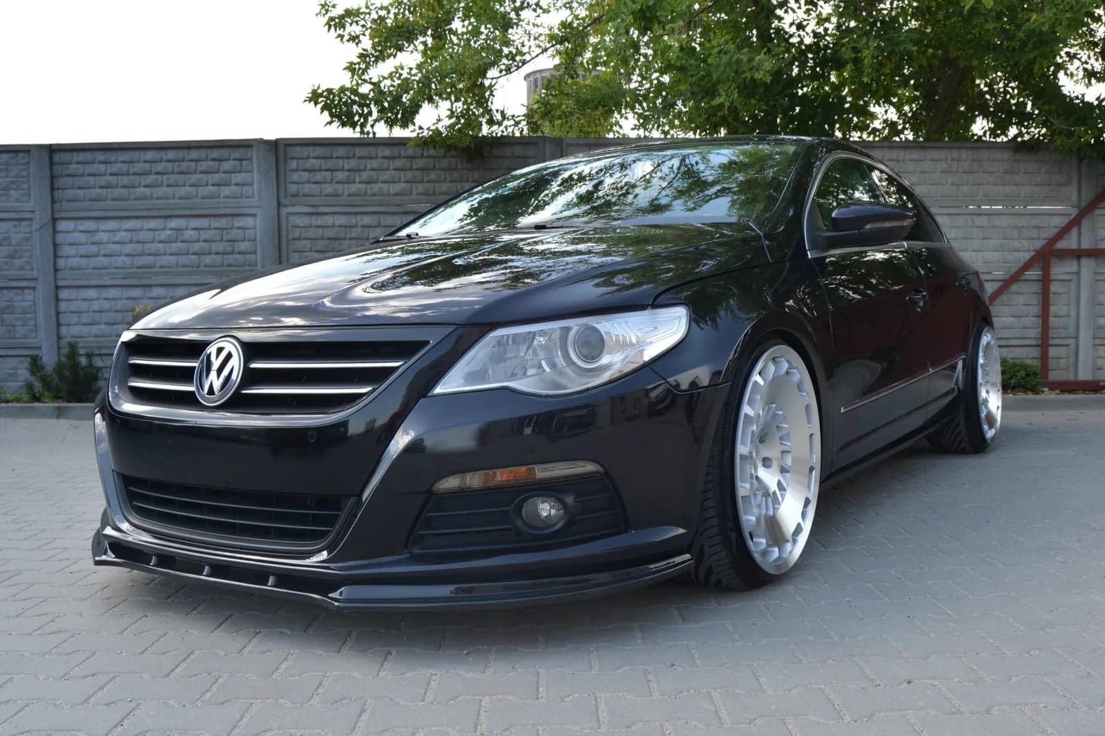 Передній сплітер Maxton V1 Volkswagen Passat CC дорестайлінг / Standardowy zderzak (чорний глянець) - фото My Tuning Lab