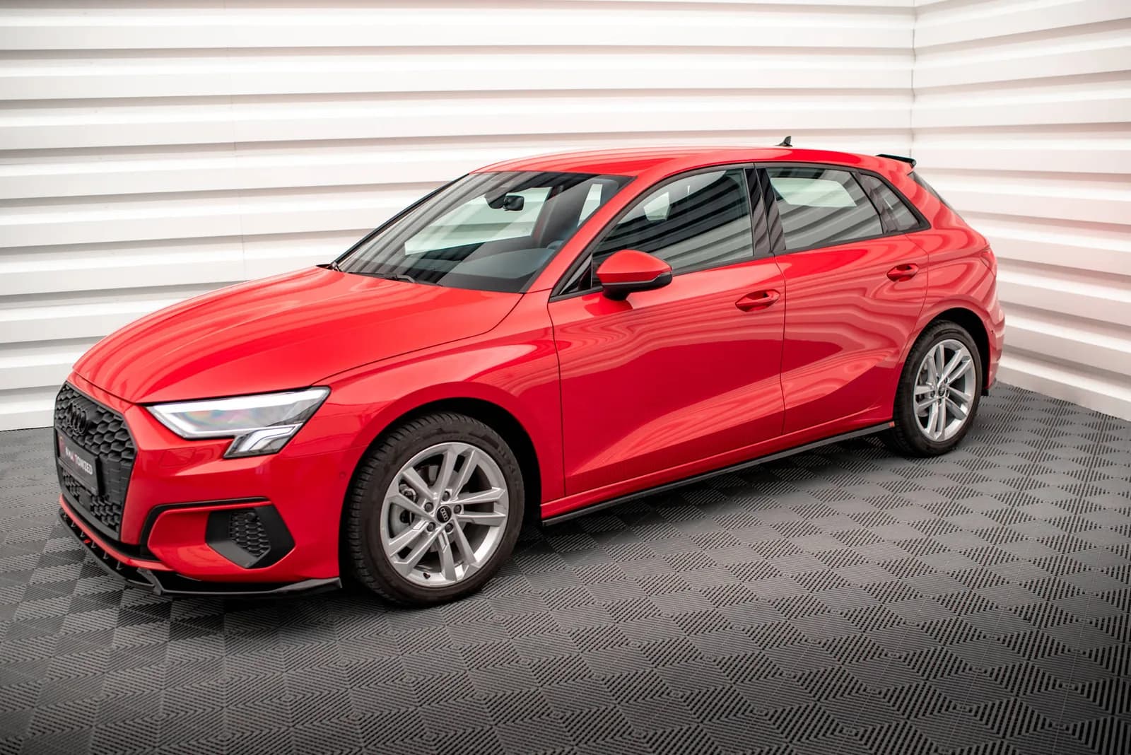 Накладки на пороги Maxton Audi A3 8Y - фото My Tuning Lab
