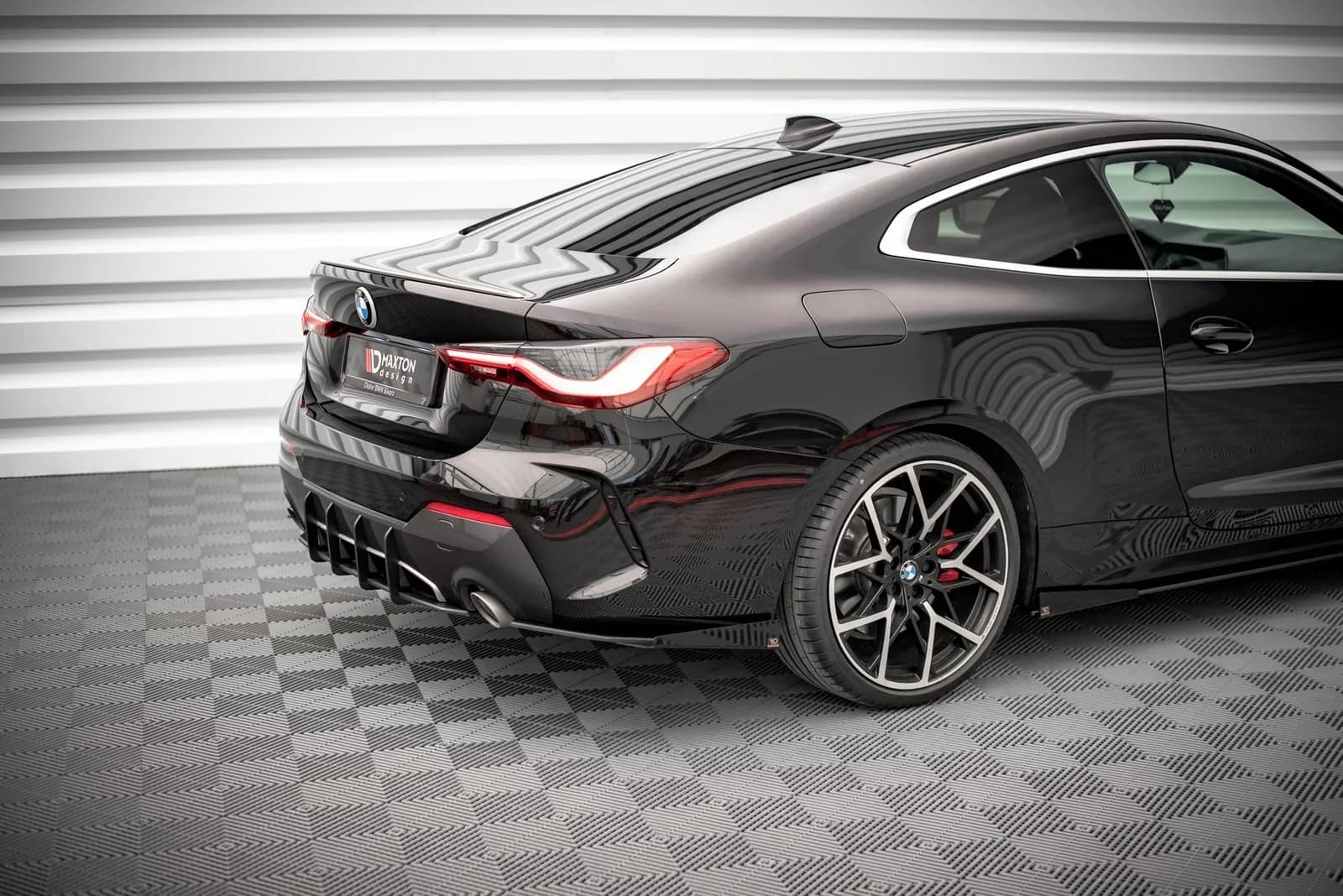 Задні сплітери Boczne Street Pro + Flaps Maxton BMW 4 M-пакет G22 / G23 / G22 Facelift / G23 Facelift - фото My Tuning Lab