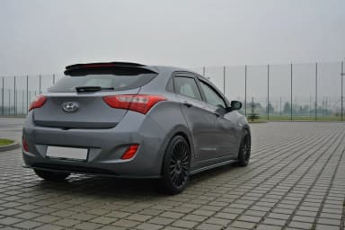 Накладки на пороги Maxton Hyundai i30 MK2 (чорний глянець) - фото My Tuning Lab