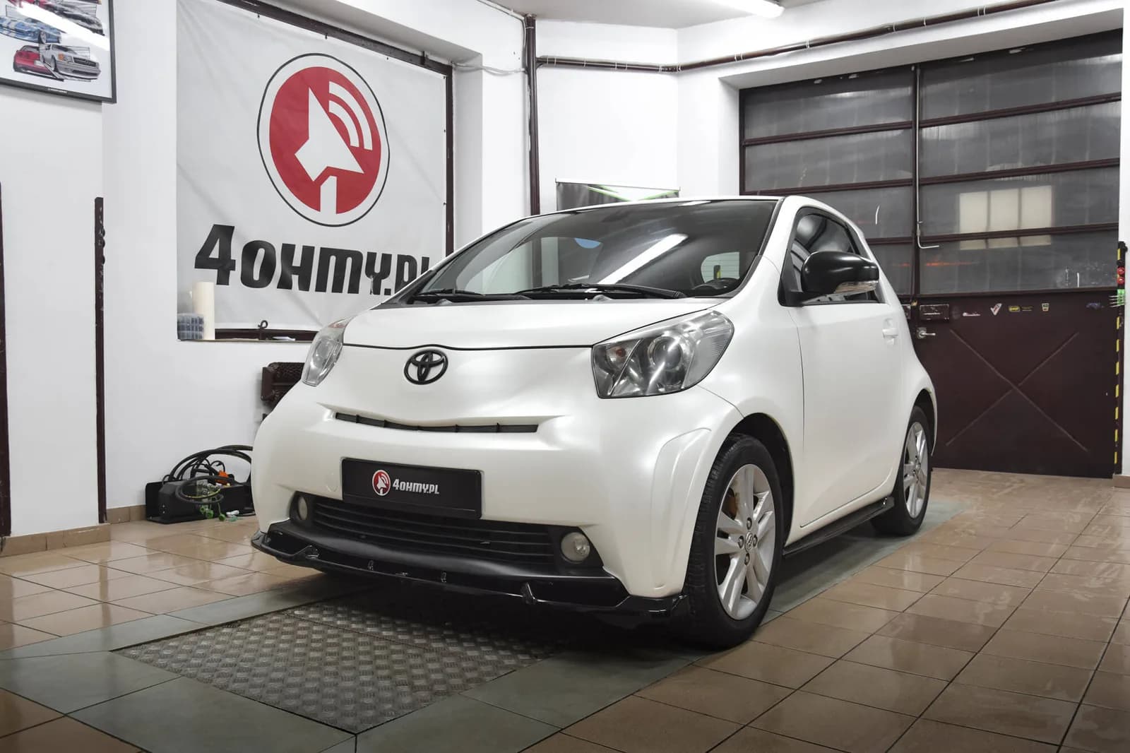 Передній сплітер Maxton Toyota IQ - фото My Tuning Lab