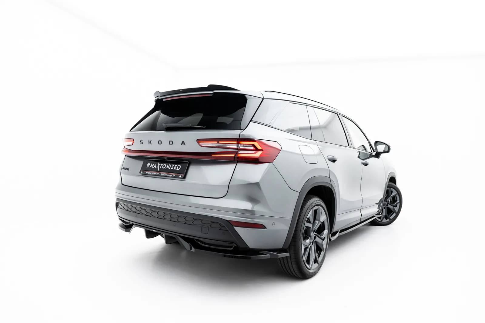Задній сплітер (Z Dyfuzorem) Maxton Skoda Kodiaq Sportline Mk2 - фото My Tuning Lab
